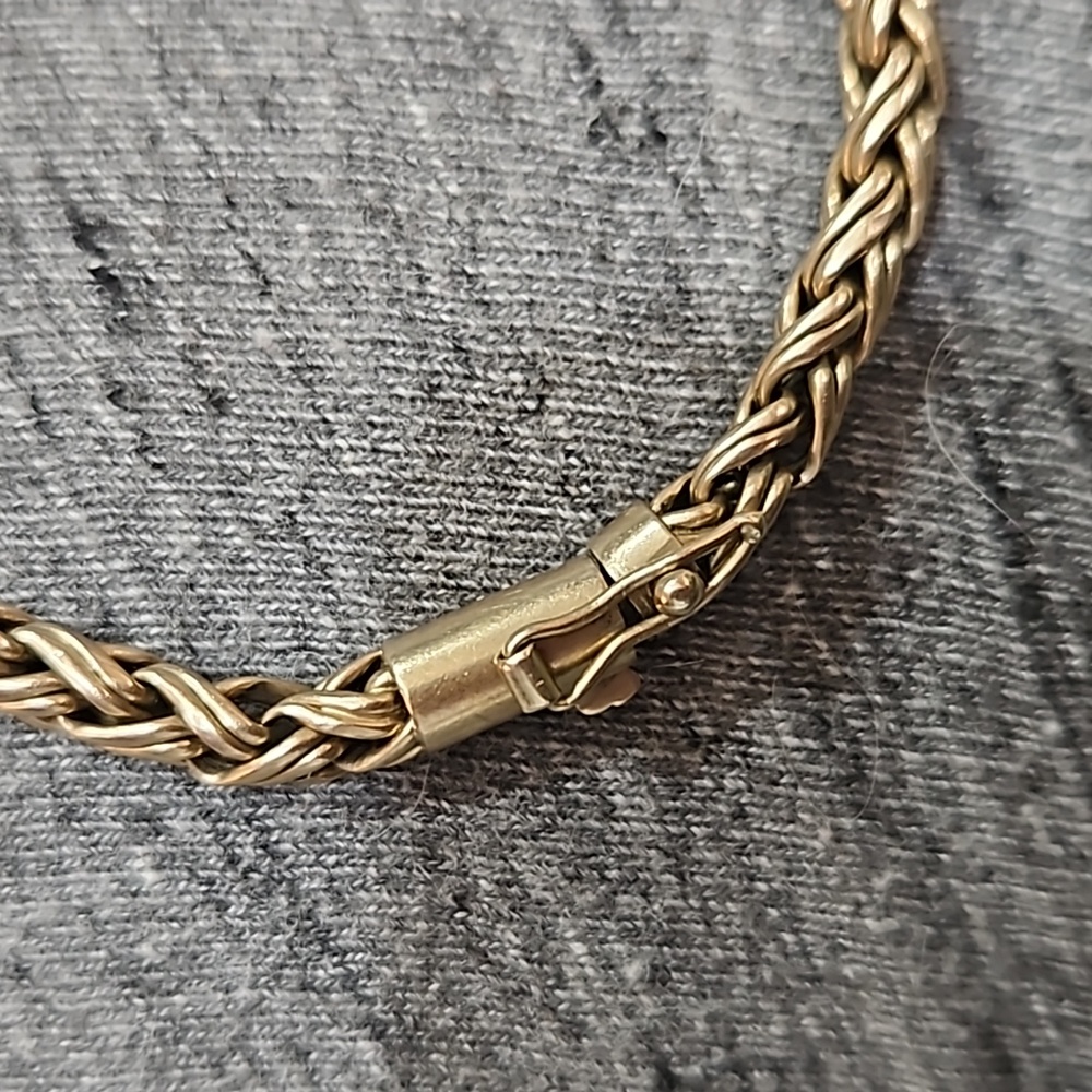 14k Gold 12.1g Braided 8.25" x 3mm Wide - Picture 2 of 8